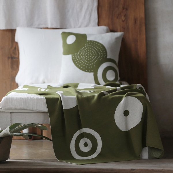 라운드 올리브그린 니트블랭킷