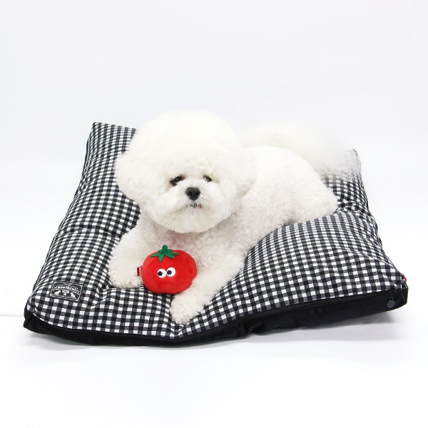 미니 체크 볼륨 쿠션 블랙