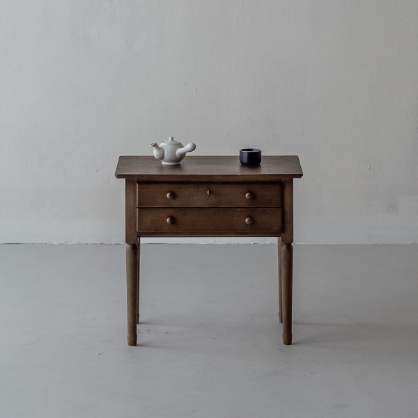 이카 원목 협탁 01