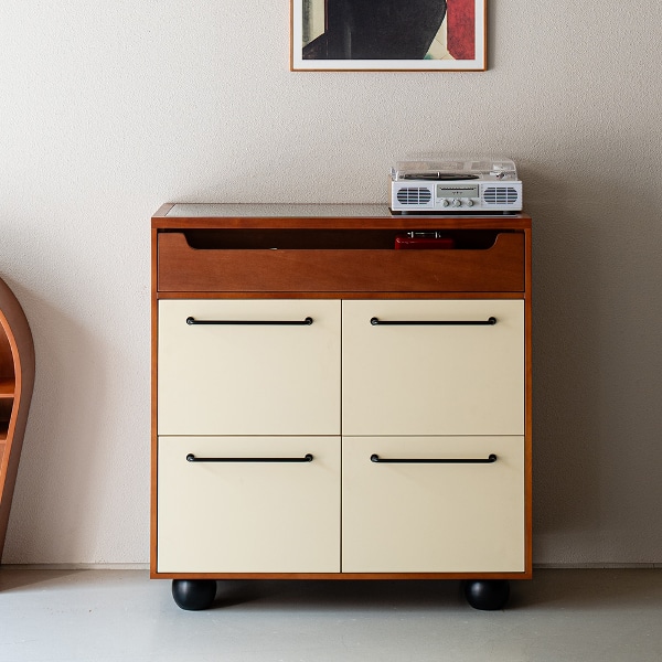 투톤 유리 수납장