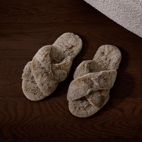 케라3 페이크퍼 슬리퍼 (옵션 택1)