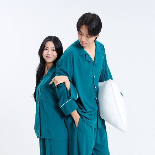 프리미엄 실크 모달 솔리드 라운지웨어 겨울 온가족 커플 잠옷세트