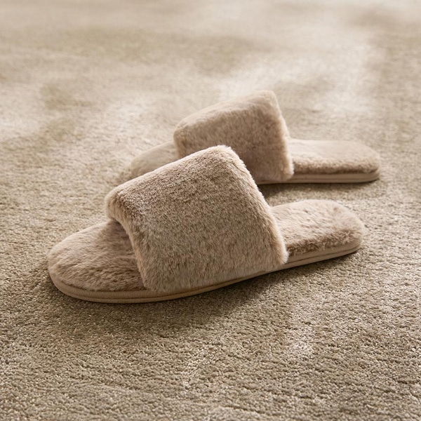 [브랜드위크] 포비 페이크퍼 슬리퍼 2P (옵션 택1)