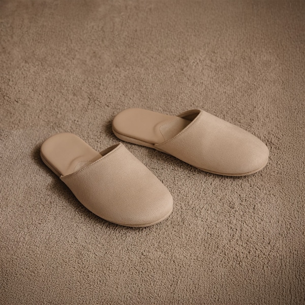 피비 스웨이드 슬리퍼 (옵션 택1)