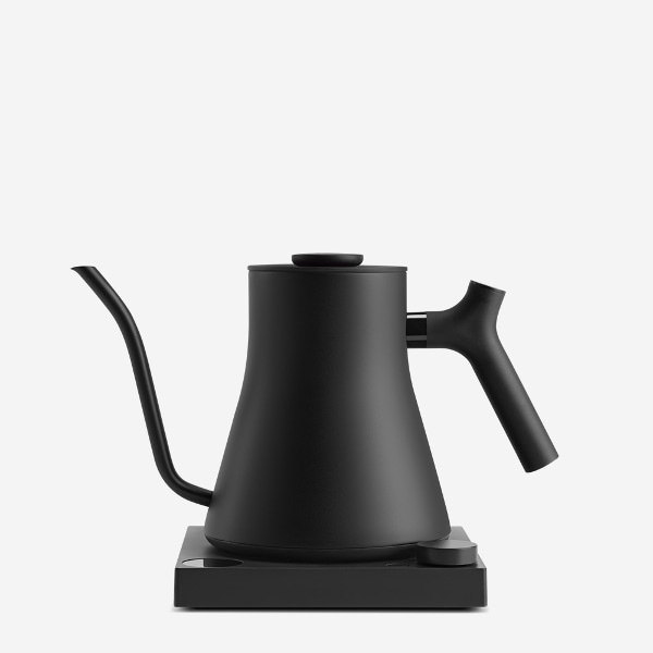 스태그 전기주전자 EKG PRO 900ml - 매트 블랙